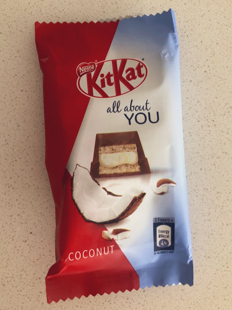 Best break I have had this #lockdown  <a href="/kitkatsa/">KitKat South Africa</a> This is honestly life changing, I feel like I’m in level 1 on holiday with you 😊🥥🍫🌴🤍 #haveabreak #allaboutyou <a href="/KITKAT/">KITKAT</a>