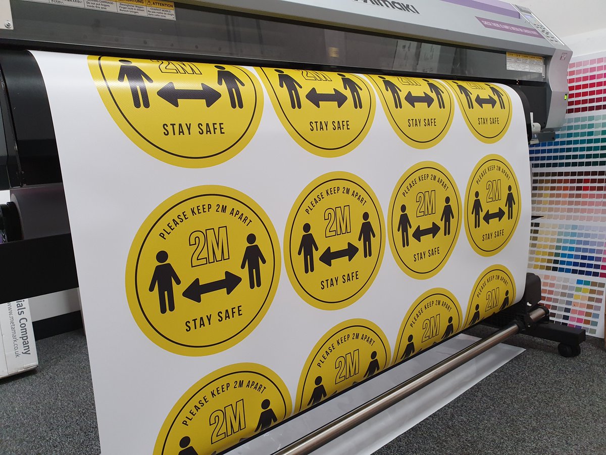 Signs Express Hudds tweet media