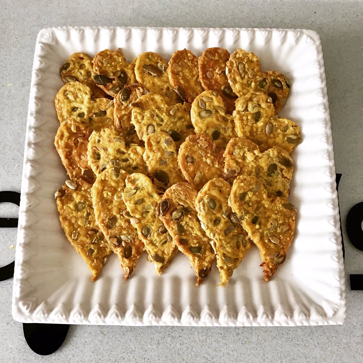 bevferey's tweet image. Made my favourite #multiseed #crackers again. Found the #recipe in the #Guernseylife #magazine from @HaloEats