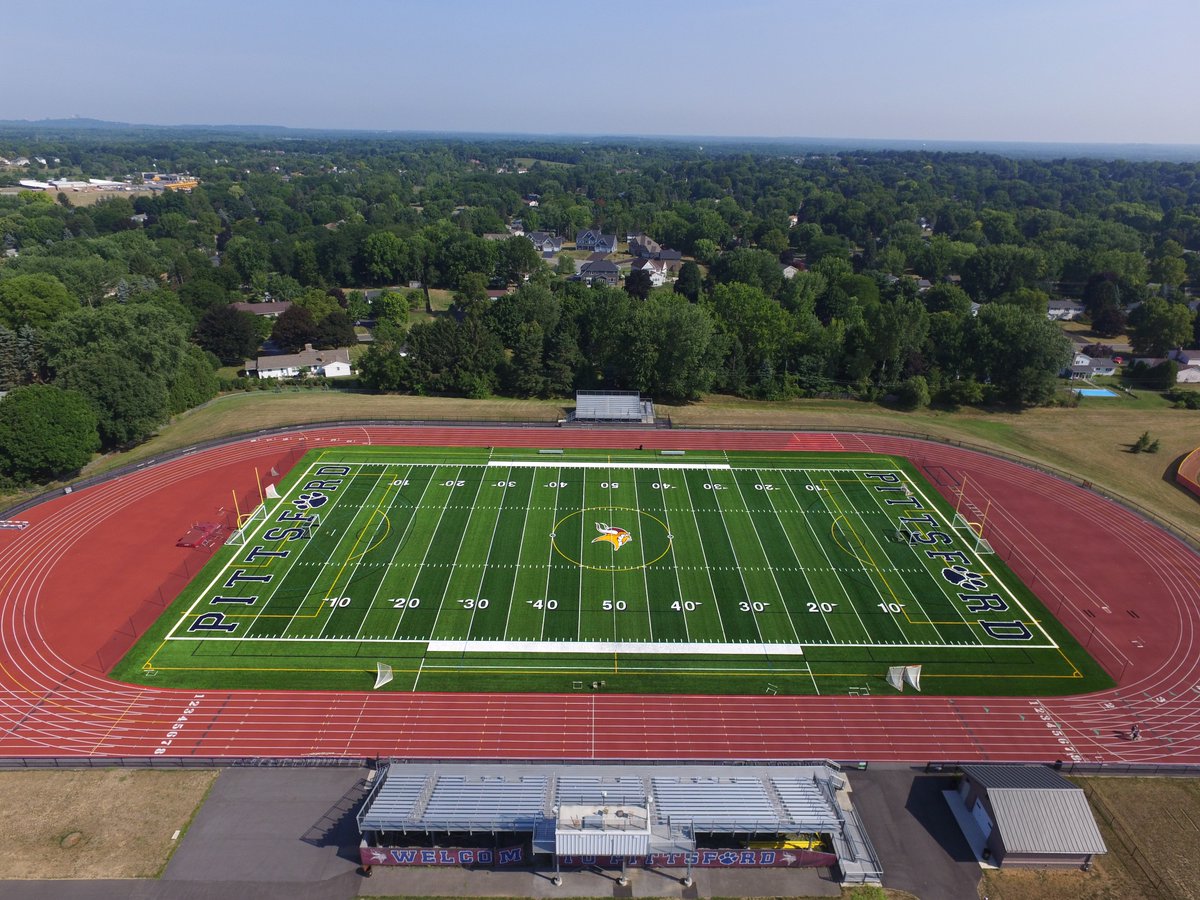 PCSDAthletics's tweet image. Tonight all 23 MCPSAC member schools will be celebrating their Senior Athletes.  As a league, we acknowledge the loss of your spring season, and want to recognize all of you for your dedication, hard work, and commitment to your sport.
#2020 #LightsONtonight #8:20 @PittsfordTown