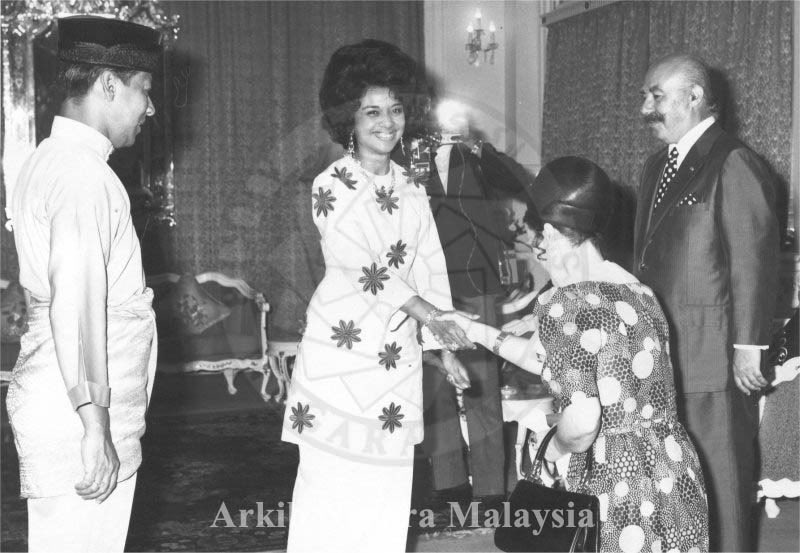 Diplomatically, relations between both countries were strengthened. In 1972,  #Malaysia ‘s ambassador to  #Iran Datuk Ahmad Zainab Abidin was awarded the Order of Homayun First Class whole Iranian ambassador Abdul Hussein Hamzavi was a regular at official events ~RAR