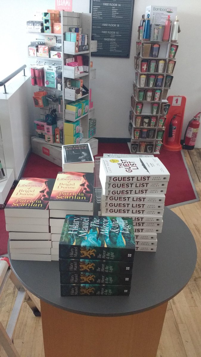 OMahonysBooks's tweet photo. Books back in stock and available for #WebOrder from https://t.co/WXJMPrjKMX 📚📚 #Booksellers #Limerick #IndieBookstore #IndiesRock #BooksellersSince1902 #NonFictionBooks #FictionBestsellers https://t.co/GJHVMHyQy4