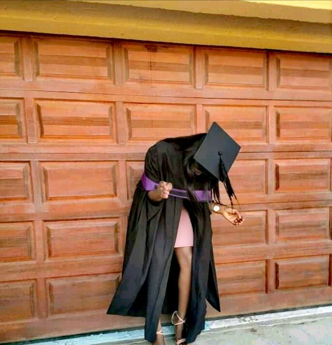 Thembi031's tweet photo. Diploma in Public Management obtained #LockdownGraduationDay https://t.co/cLqLaa7tAs
