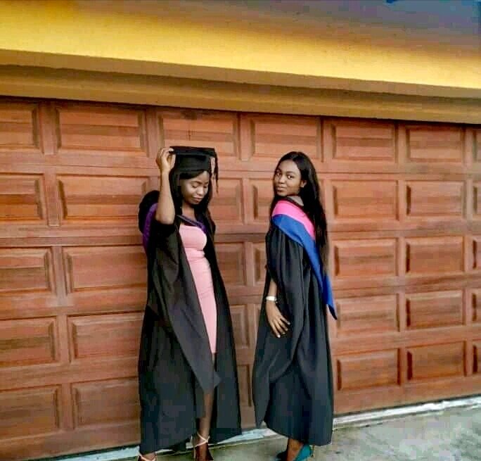 Thembi031's tweet photo. Diploma in Public Management obtained #LockdownGraduationDay https://t.co/cLqLaa7tAs