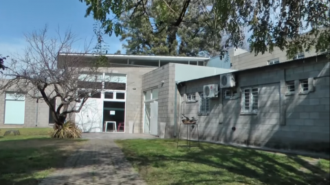 UBAposgrados's tweet photo. Expo Doctorado a distancia se realizará el 21 de mayo a través de la plataforma Meet de Google. Un nuevo desafío académico para los expositores de posgrado y la Escuela para Graduados de la FAUBA. RT @FAUBA_oficial
https://t.co/zXVJNWEE51 https://t.co/Bv3CcKviPB