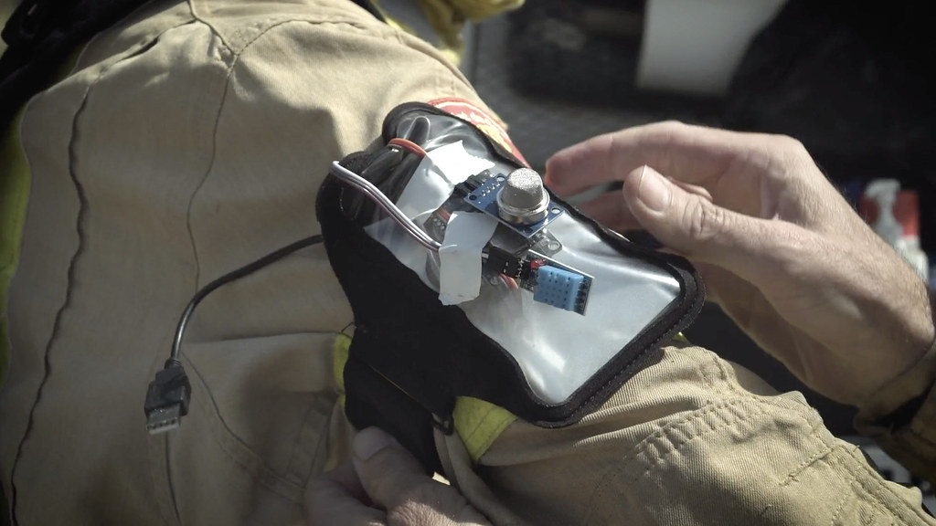 Evanstontec's tweet photo. IBM's 2019 Call for Code winner is a system that uses #AI and #IoT to guard the safety of firefighters as they battle blazes. What a win for the #healthIT industry! https://t.co/SyxNI3JUes https://t.co/rv9RSarf3a