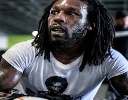 Real G's move in silence...like Lasagna.

Den Made.
Den Paid.