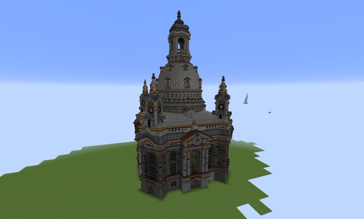 SlimeWaveMC's tweet image. Damn it's been a while... After 2 years of inactivity I decided to start building again.

Here's something I built back in 2017, shame I never got round to texturing it. 
Inspired by Frauenkirche Dresden, Germany.
#Minecraft