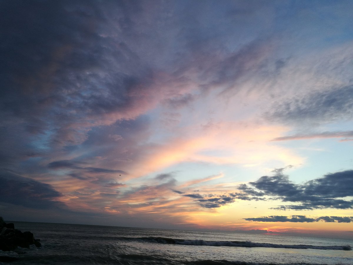 Paolo Poiche Non Comprendiamo La Vita Temiamo La Morte E La Paura Della Morte Ci Fa Temere La Lotta E La Guerra Leggendo Khalil Gibran Casalettori Casalettori