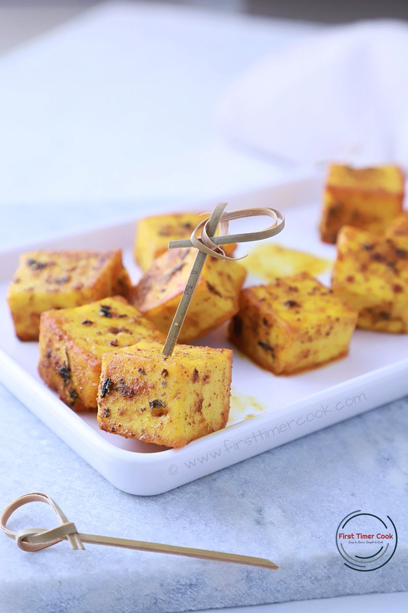 firsttimercook's tweet photo. Pan Fried Paneer Bites - a quick and easy snack, party appetizer using paneer cubes flavored with some spices :)

Recipe : https://t.co/rjdV49pMK7

#vegetarian  #InstantSnack #Paneer #glutenfree  #LowOilRecipe #ShallowFrying https://t.co/QbD4gkeYPv