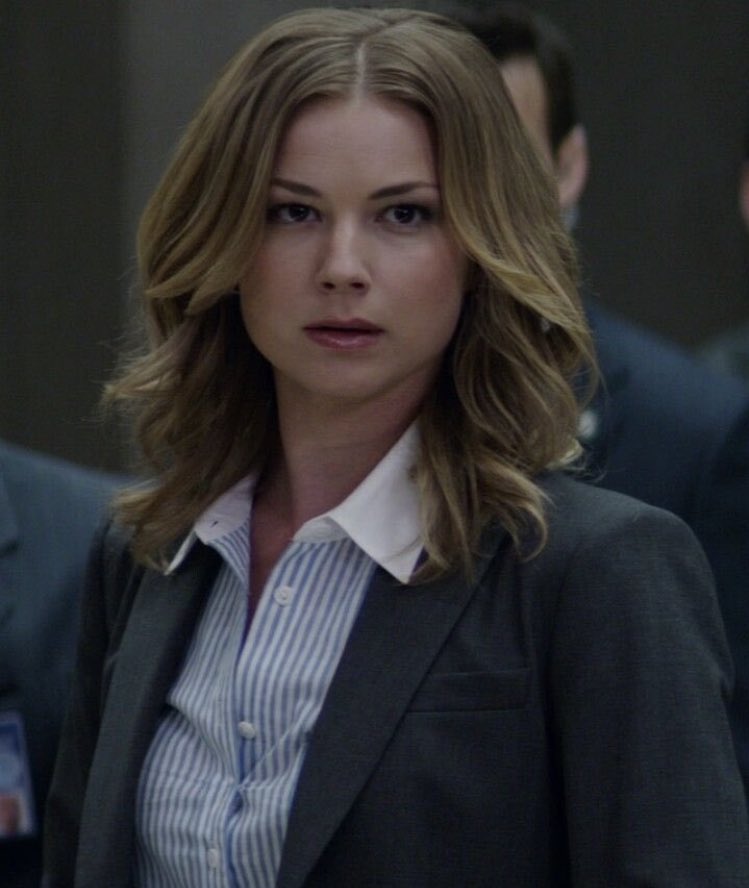 Happy birthday to emily vancamp, our sharon carter  