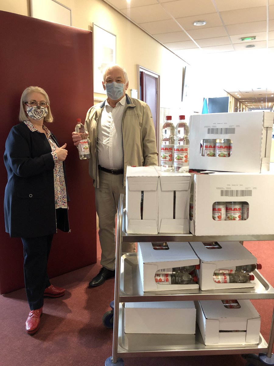 michelelutzh's tweet photo. Merci à Bernard Higy et ses collaborateurs de l’entreprise alsacienne #Melfor pour leur dynamisme leur dévouement et pour avoir répondu à la demande de nombreux Mulhousiens en produisant des produits d’entretien artisanaux durant cette période compliquée #jesoutiensmonentreprise https://t.co/ziLSLZFyFe
