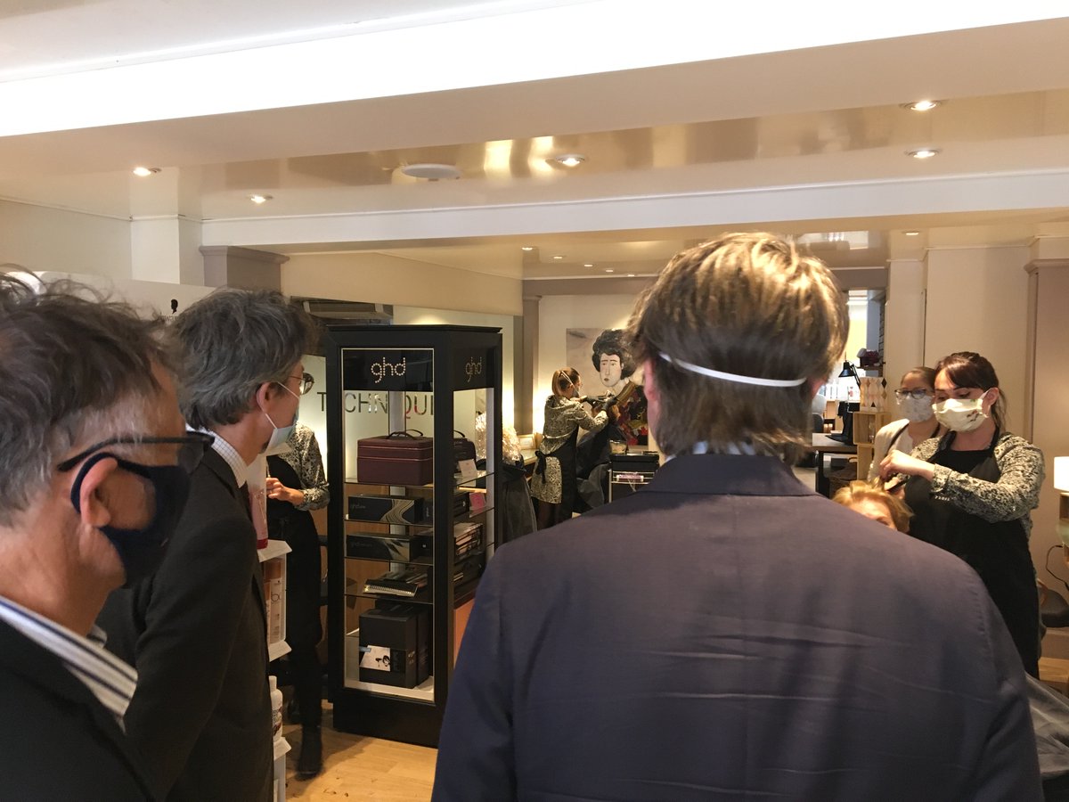 Prefet_10's tweet photo. [Covid-19] #restezprudents

RÉOUVERTURE DES COMMERCES À TROYES 🛍👥
Visite auprès des commerçants du @Prefet_10, du maire de @VilledeTroyes , du président de la @CCITroyes, du président de la @CMA_Aube et du président des #Vitrinesdetroyes https://t.co/Bfk19RGQfu