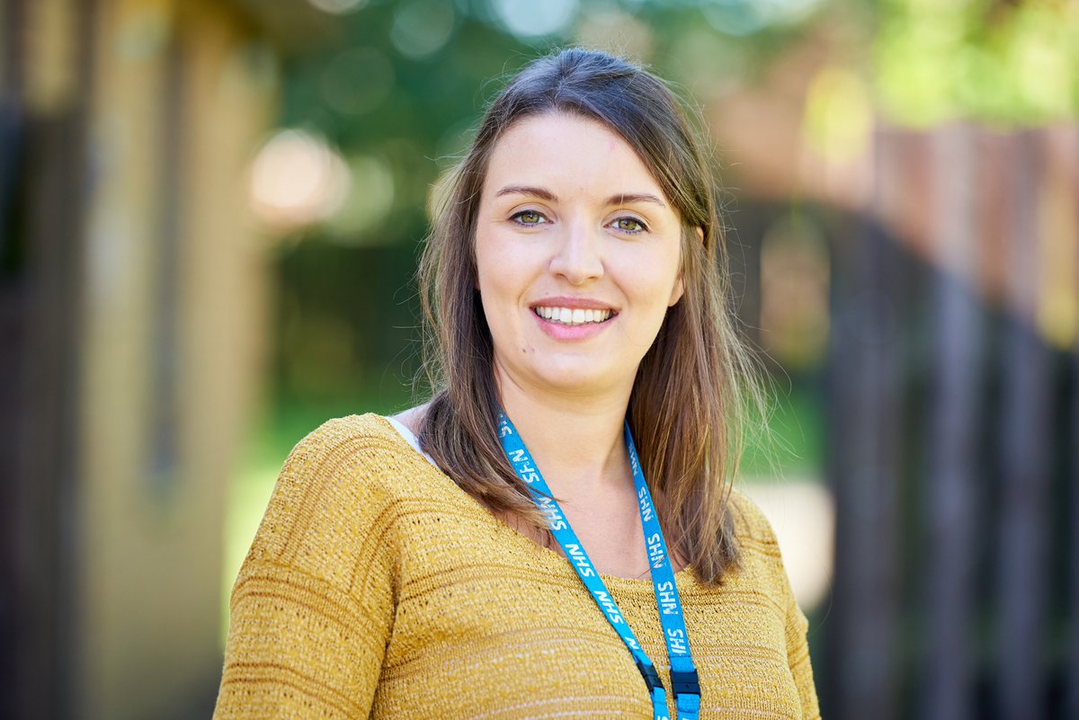 allofusinmind's tweet photo. At our #Excellence19 staff awards last year the winner of the outstanding contribution award was #Kirklees #LearningDisability nurse Sophie Robinson. She was celebrated for her work in the community supporting service users with LD and dementia. #InternationalNursesDay #IND2020 https://t.co/xUnfFLAt6b