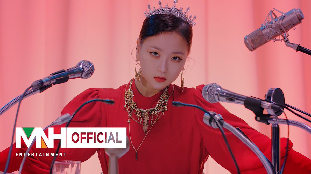 BVNDIT_official's tweet photo. BVNDIT(밴디트) - "JUNGLE" Music Video

▶https://t.co/wKbR2I3kXV

#BVNDIT #밴디트
#Carnival #JUNGLE
#BVNDIT_COMEBACK https://t.co/kpvMddxSg7