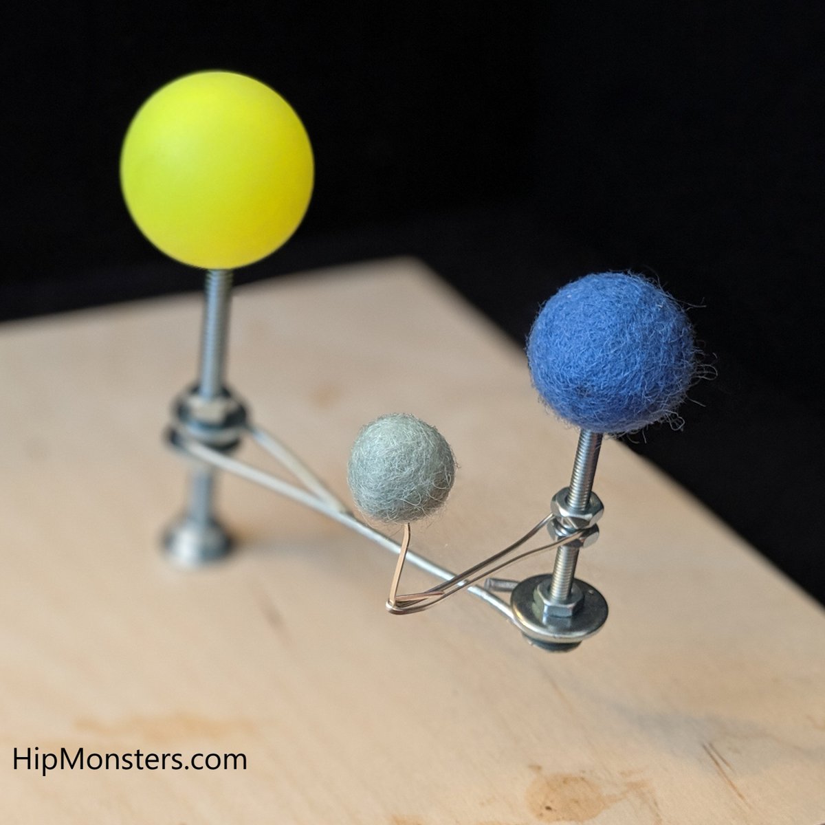 Hip_Monsters's tweet photo. New to HipMonsters: A DIY Orrery, consisting of the sun, the earth, and the moon. Perfect for a kid's project! Designed and made by the HipMonsters sister team (9yo and 5.5yo). https://t.co/r7Nj605lLG

#diy #orrery #crafts #madebykids #moonphases #homeschool #educationaltoys https://t.co/9rZff80Nxk