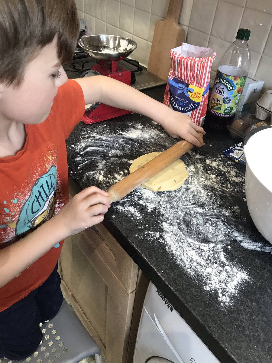 KayLinaker's tweet image. Obi’s shortbread in dedication of #NationalNurseDay (with help from Mum for the letters) @KingsfieldSch
