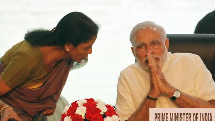 RealHistoryPic's tweet photo. "पूरा आधा घंटा बोलूंगा ये बताने के लिए की असली मुद्दे की बात तू कल बोलेगी।" नारा दास (2020) https://t.co/nBMa3YrrKp