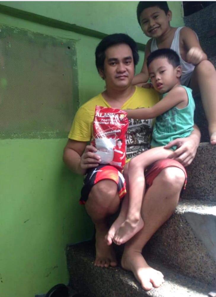 cooperacion's tweet photo. Un grupo de voluntarios de #FootballisLIfe Filipinas está recaudando fondos para las familias que conocieron durante su trabajo allí. ¿Les ayudas? https://t.co/OWwWdk26q1
https://t.co/DKKLaf517B https://t.co/6k2ub9Okam