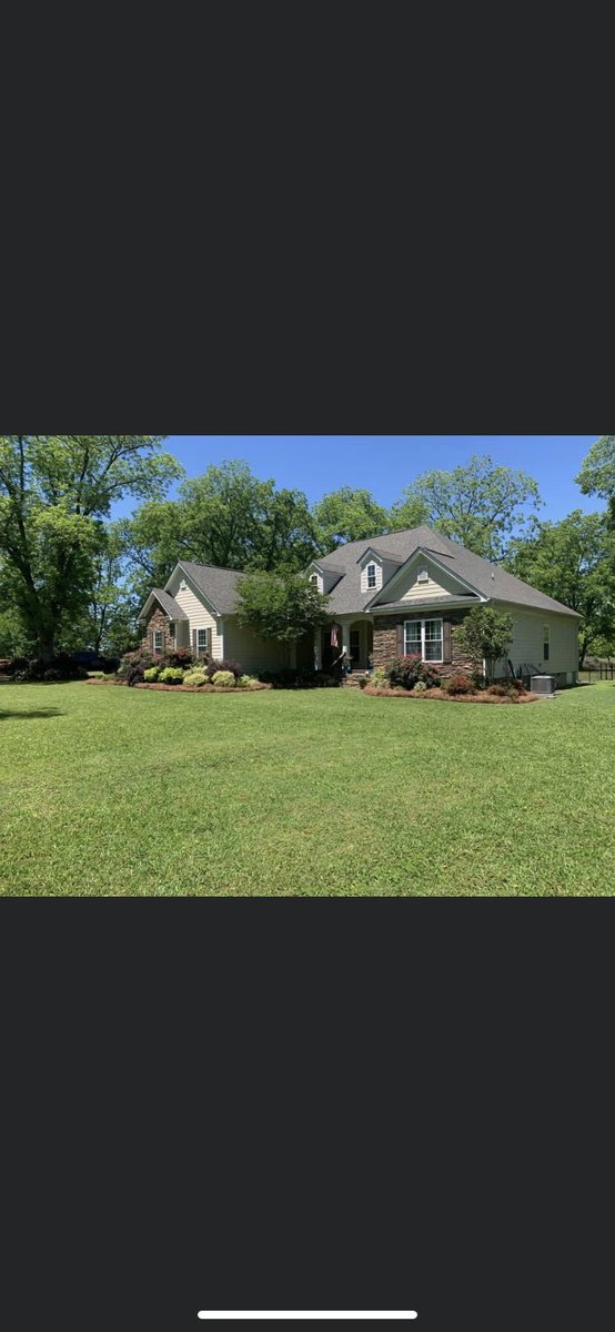 LawnCraig's tweet photo. Need pine straw? Call us! We’ve got you covered! Pine straw for pick-up, delivery, or deliver and spread! Long needle, super clean! Call Thomas Craig today! 478-302-3192 https://t.co/tILdexiT0k