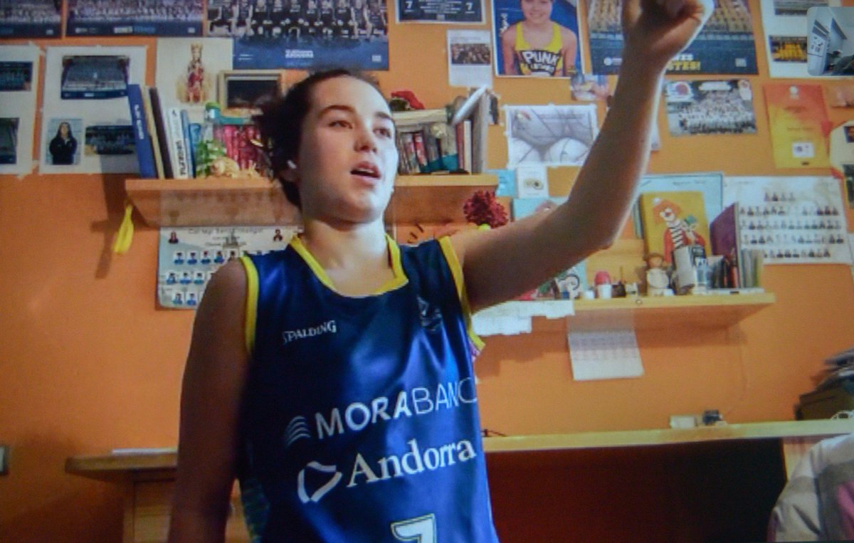 morabancandorra's tweet photo. 🏀📸☝️🔝
EBS Pictures
➡️ ENS FEM BÀSQUET A SOBRE‼️
👏 Maria Sobany, Júnior A.
#EBSpictures #MaiPor #CapiCor https://t.co/bBM8TL8BJY