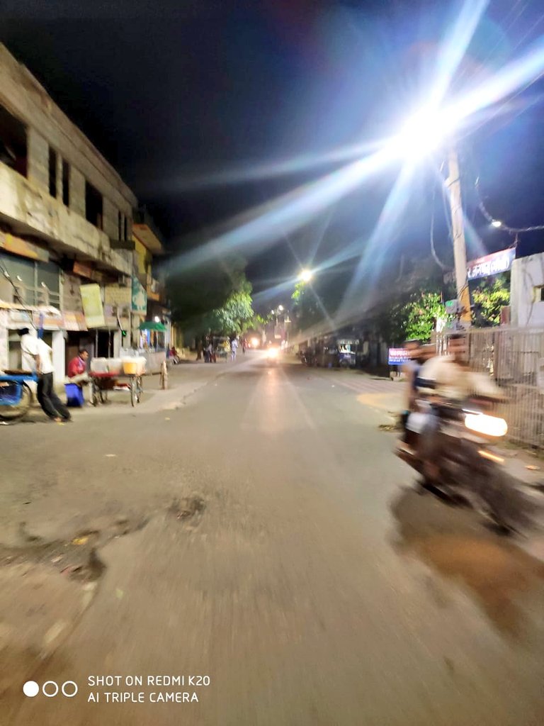 RahulShukla_REC's tweet photo. Sometimes just looking up and seeing the light is enough to understand that someone is there for us. Thank you @EESL_India to give a hope of light.
#EESLSpirit #hope #UjalaPrakashPathKa @ankursharma63 @yogeshrai56 @ErShashank2020 https://t.co/eDlLxAKJtR