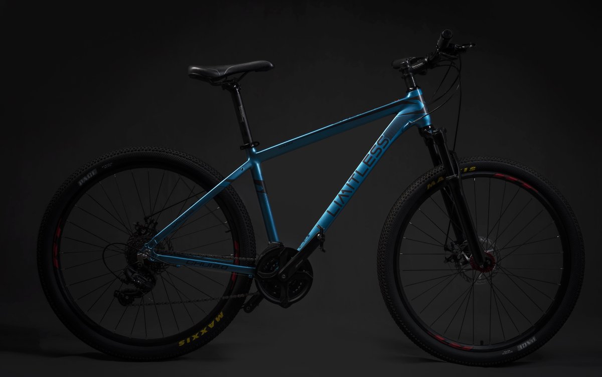 Being Chui 1.0’s successor, the Chui 2.0 symbolizes everything its predecessor gives adventurous cyclists. This time, it features an aerodynamic frame for improved agility and is spec'd with durable components that let you ride limitless adventures. 
ridelimitless.com/chui-2-0-advan…