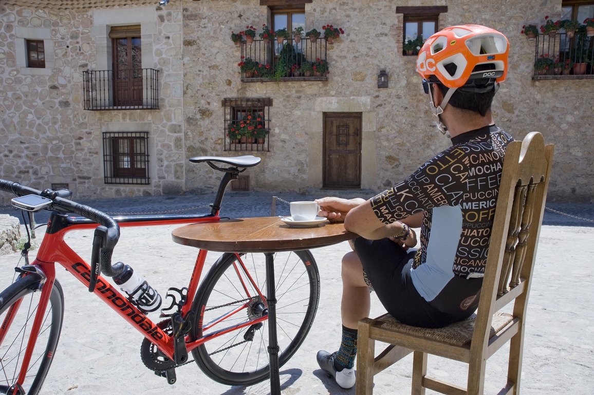 eltiodelmazo's tweet photo. La polémica del día: puedes salir del municipio para tomar una caña pero no para montar en bici

https://t.co/VqLfM50RTq https://t.co/g3YBPvxVnM