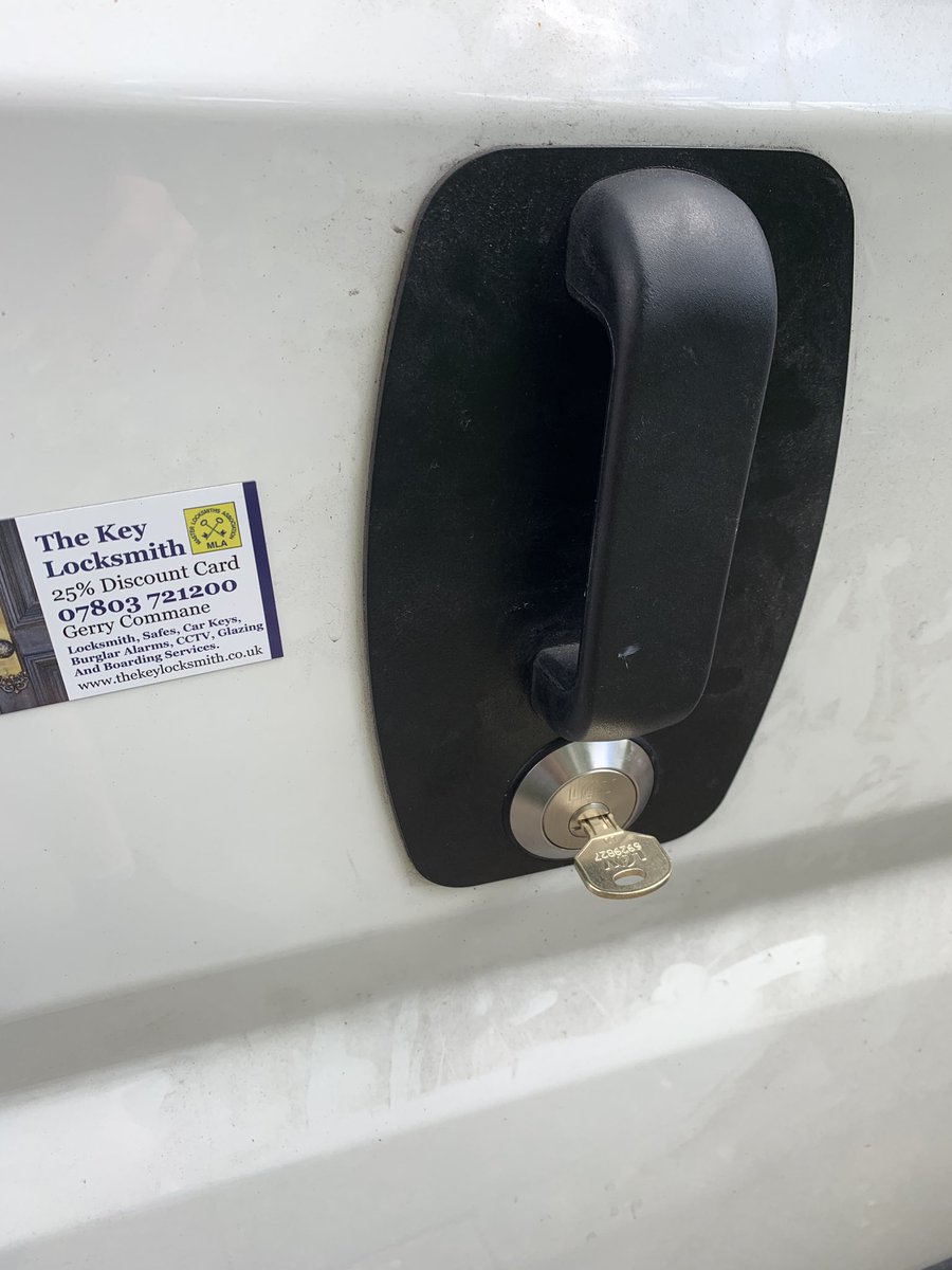 TheKeyLocksmit2's tweet photo. Locks 4 Vans Slam Lock Opened And Replaced By The Key Locksmith In Orpington #vanlocks 07803721200 @MLA_locksmiths @ALA_AutoLock @TheKeyLocksmit2 @Locks4VansLtd https://t.co/f6qENIdJWv