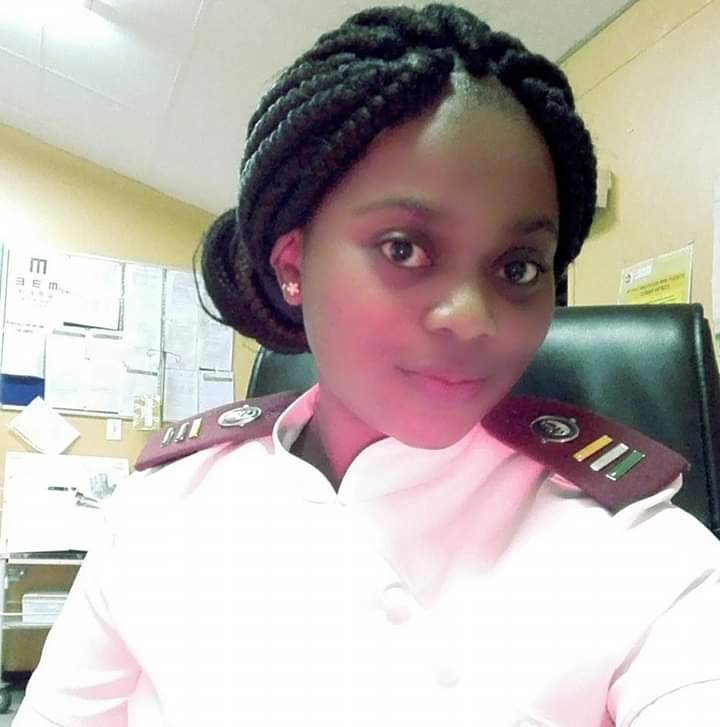 Nelisiwe94's tweet photo. Happy #InternationalNursesDay2020 to my beautiful niece #Sebenzile ❤ https://t.co/YpSQ0gR8K8