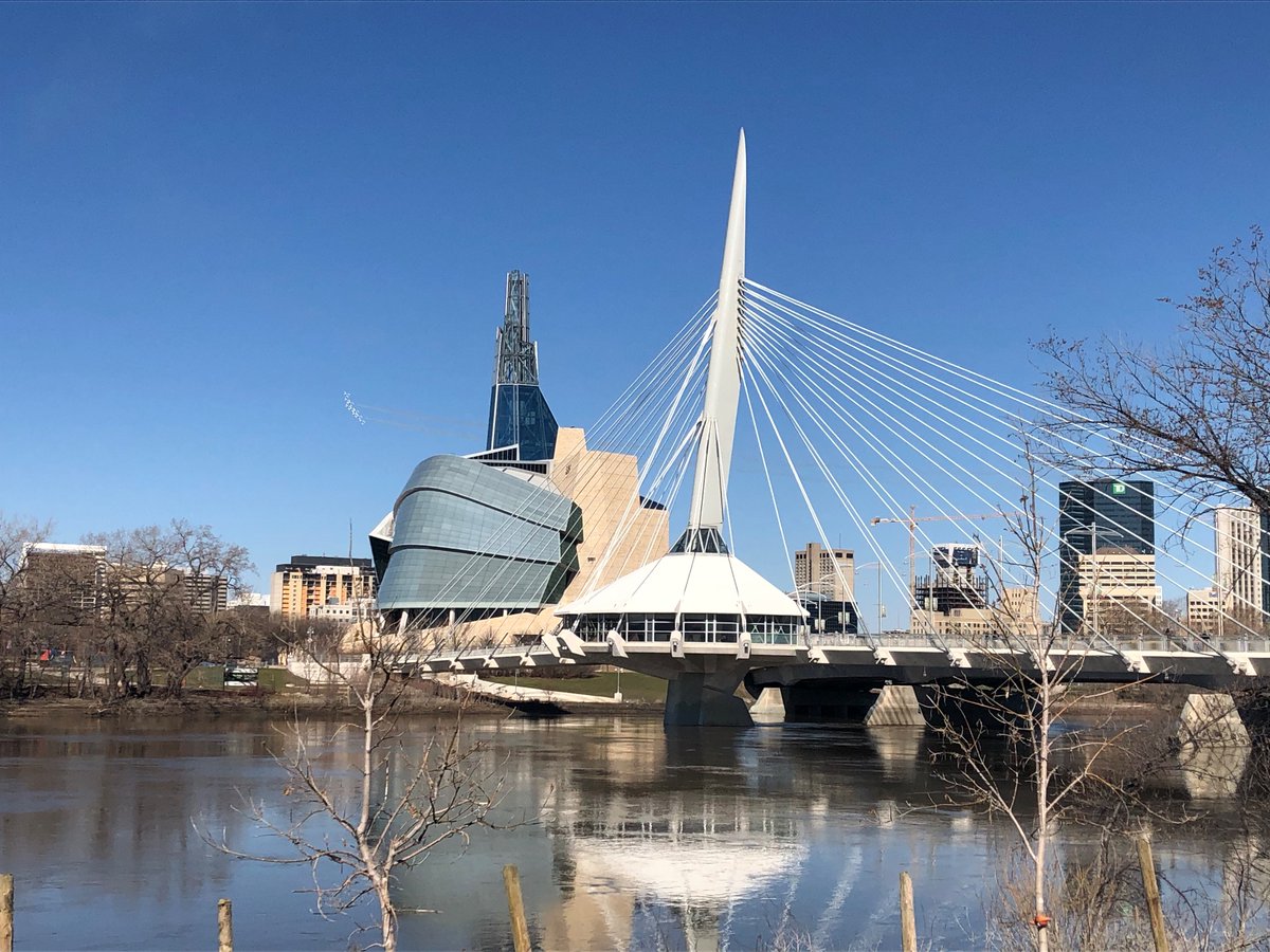 Metis_Megan's tweet photo. I was at the right place at the right time. #OperationInspiration #Snowbirds #MB150 #ThankYouLouisRiel https://t.co/AFp2ImEmUs