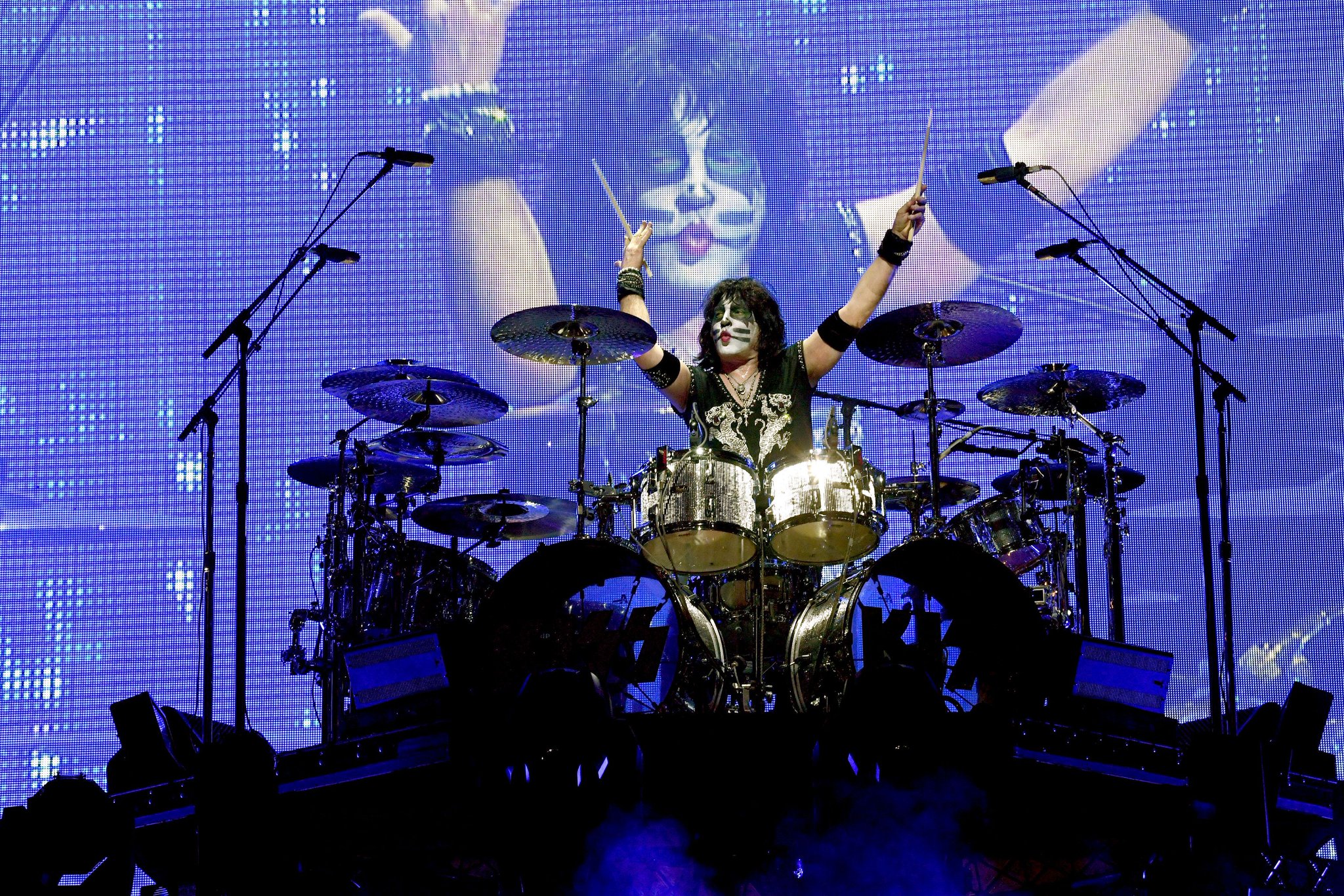 Happy Birthday Eric Singer of Photo by Kevin Winter 