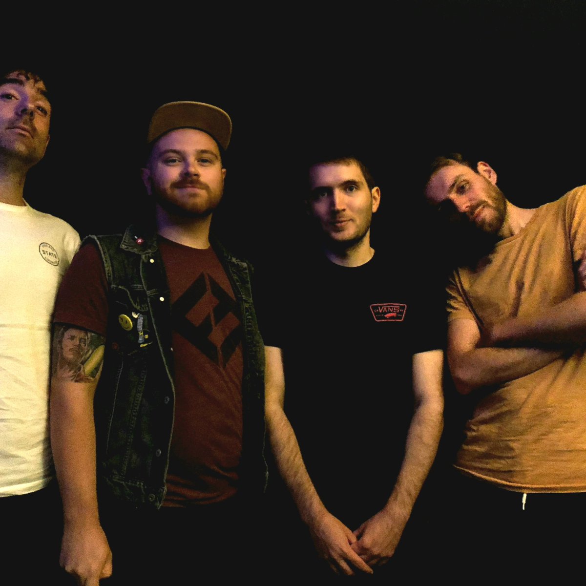 AvoryNotts's tweet photo. We're currently in the process of finishing our debut EP. Why not give 'Foundations' a listen while you wait? 
https://t.co/SEe4cmWvEO

#nusic #music #nottinghammusic #unsigned #unsignedartist #rockmusic https://t.co/JYVqRTPyJz