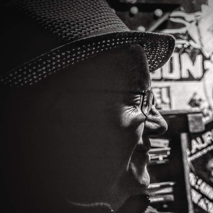 1967dadio's tweet photo. Live At Barry's Blues Barn

Recorded, Mixed &amp; Mastered by Emilio M. Rizzi of EMR Music Production, Benjamin Bassford 'Live At Barry's Blues Barn', captures a very special moment. 
A first live album recorded at Barry's Blues Barn, also marks Benjamin's first live release. https://t.co/z8Ph60EwQm