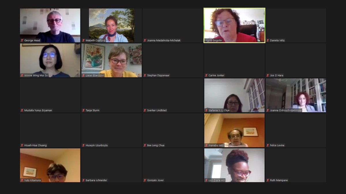 The first WERA Virtual Council Meeting has just kicked off. Too many faces for just one screenshot. #onlinemeeting #educationresearch #zoommeetings