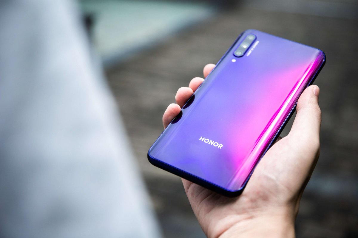 Honor_ES's tweet photo. 🎁SE VIENE SORTEAZO🎁 
📱#HONOR9XPro📱

👇👇👇👇👇👇

HAZ RT Y....
LO SORTEO A LAS 18:00

👇👇👇👇👇👇
🔥https://t.co/WHbIGdJQNm🔥 https://t.co/xq8pz3i9YS