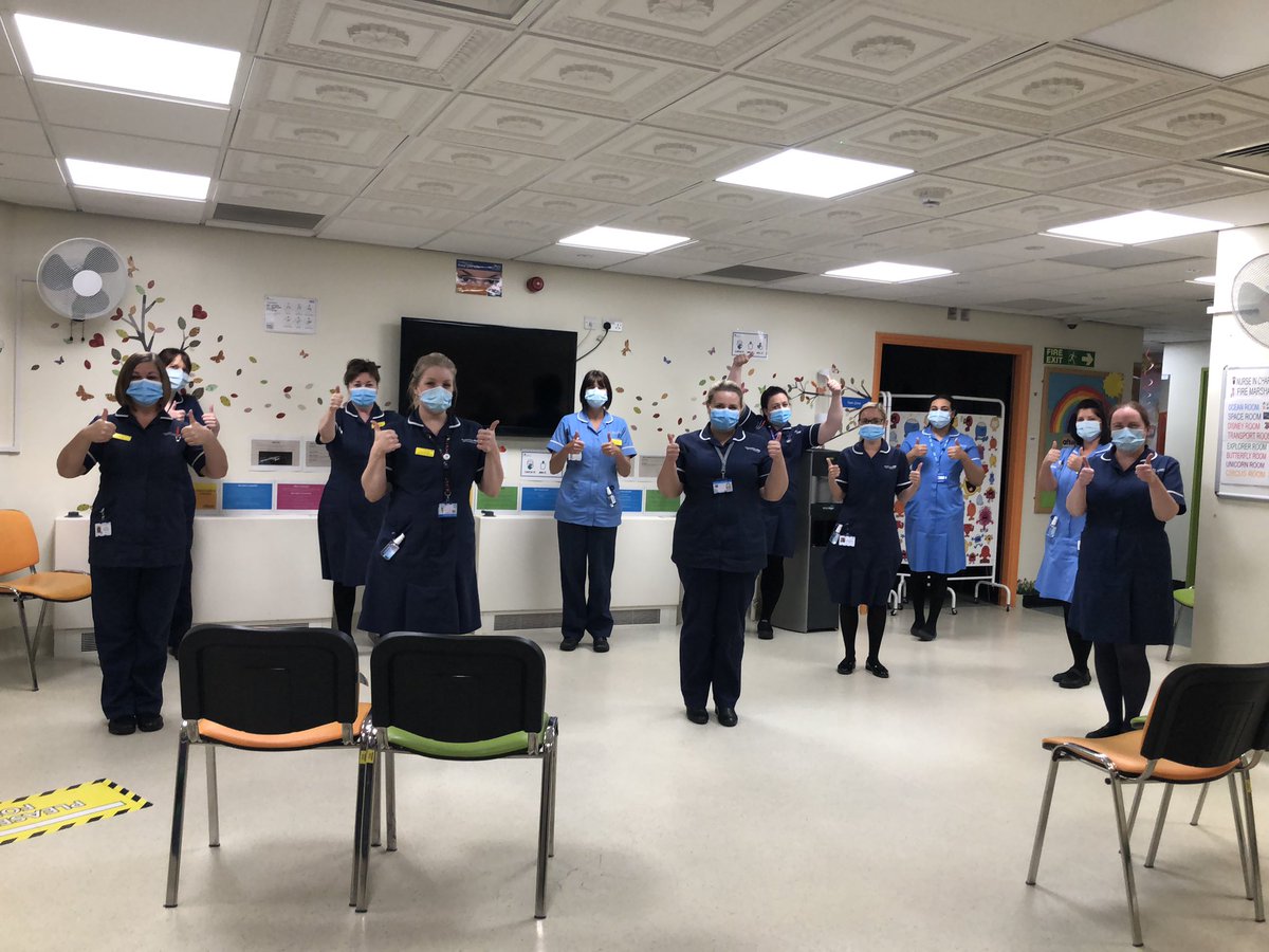 BarnsleyCCNTeam's tweet photo. Happy International Nurses Day from Children’s Ambulatory Care @barnshospital https://t.co/OGVE4OF0ni