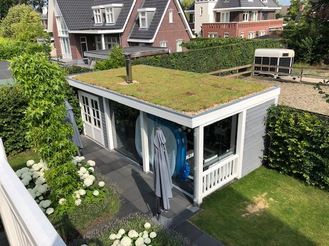 hollandsedelta's tweet photo. Met subsidie wil het waterschap mensen helpen hun huis watervriendelijker te maken. Bijvoorbeeld met meer gras dan tegels in tuinen of een groen dak. Het voorstel lig nu ter inzage. 
https://t.co/nKWKoFF9tW https://t.co/l3TveyxGDm