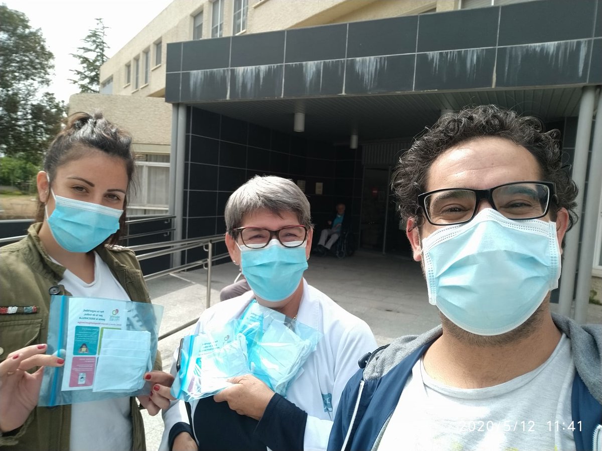 ASAPMEAragon's tweet photo. 😷No podemos bajar la guardia, la adopción de medidas de seguridad es esencial para superar la pandemia
🏘ASAPME-Tutelas-Sadem estamos repartiendo #mascarillas entre usuarios de domicilios y residencias, con instrucciones y recomendaciones de uso #AsapmeSigueContigo https://t.co/z1I5DUtxwU