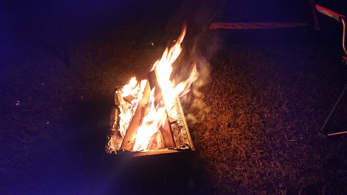 降臨 囲い 心理的に ダクソ 焚き火 移動 Nuanpress Jp