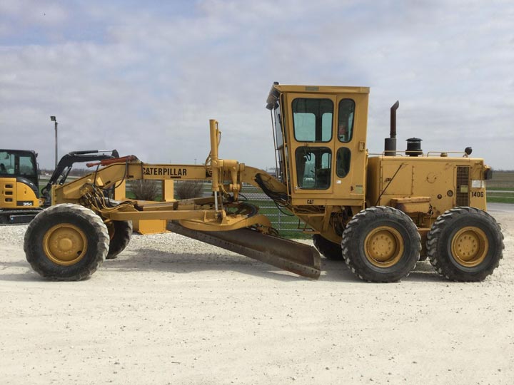 EquipAnywhere's tweet photo. 1980 #caterpillar 140G #motorgradrs For Sale | $ 42,500 Houston, Texas, USA
Hours: 10,000 Cab, AC,14',14X24, EST Hours, Township Machine, Tires: 14.00 Tires. Excellent Condition. $ 42,500 Houston, Texas, USA. https://t.co/fpr4S3XvZO
#catmachinery #catequipment #cat140G https://t.co/GQg1knnvxT