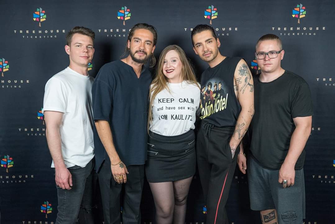 0cii's tweet photo. 21.04.2018 - Berlin. Pack Humanoid ❤️
#DMBerlin https://t.co/p5utSxcaiS