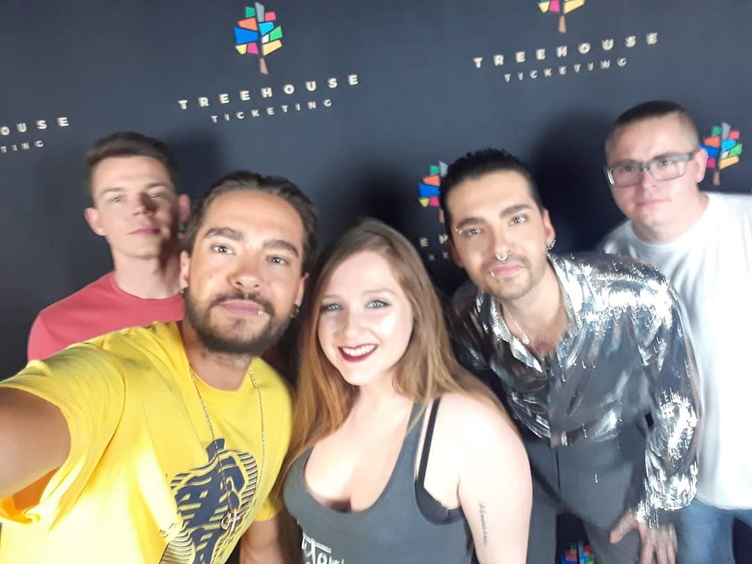 0cii's tweet photo. 22.04.2018 - Berlin. Pack Humanoid ❤️
#DMBerlin https://t.co/zoD0RslARz