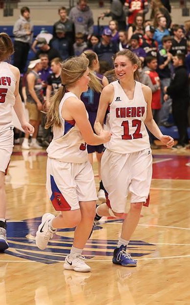 NeedhamLayne's tweet photo. Happy Birthday @lexicline_. Miss those crazy bus rides with you but I’m  glad I can always count on you to answer my random questions 😉 https://t.co/KZAe1ecU60