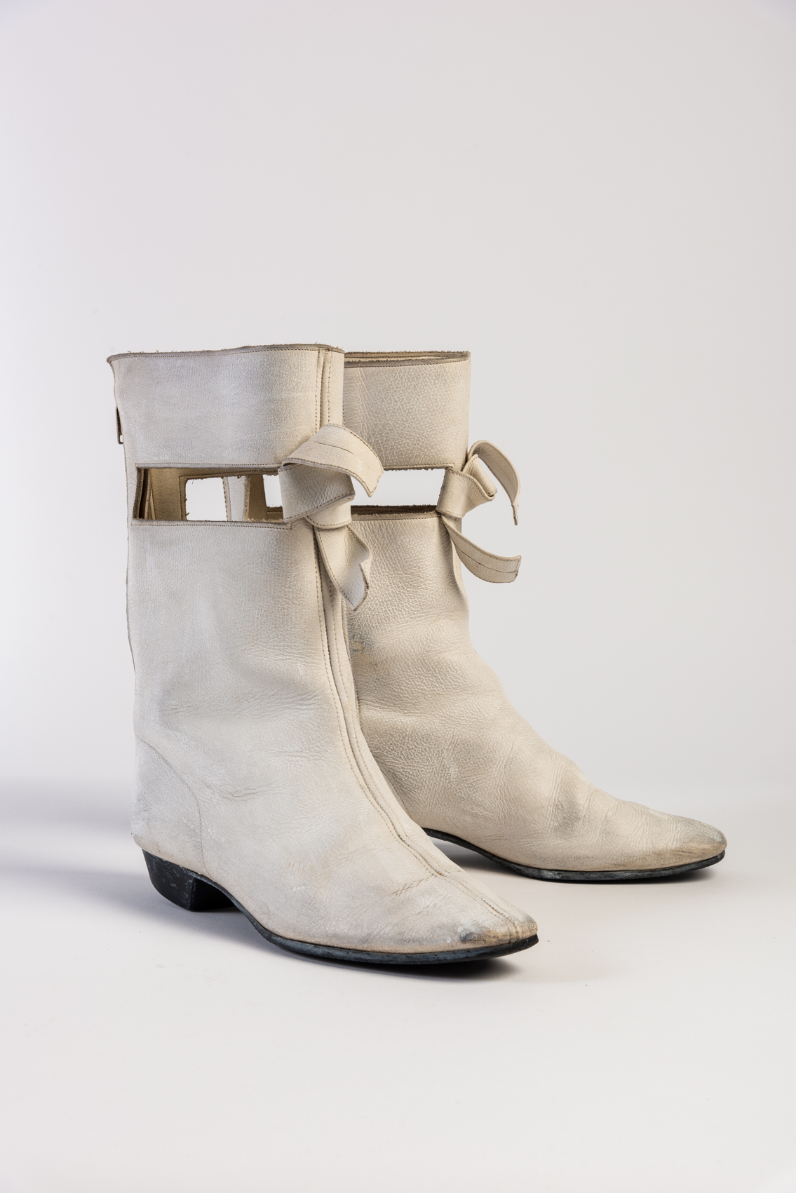 Courreges boots 196s sale