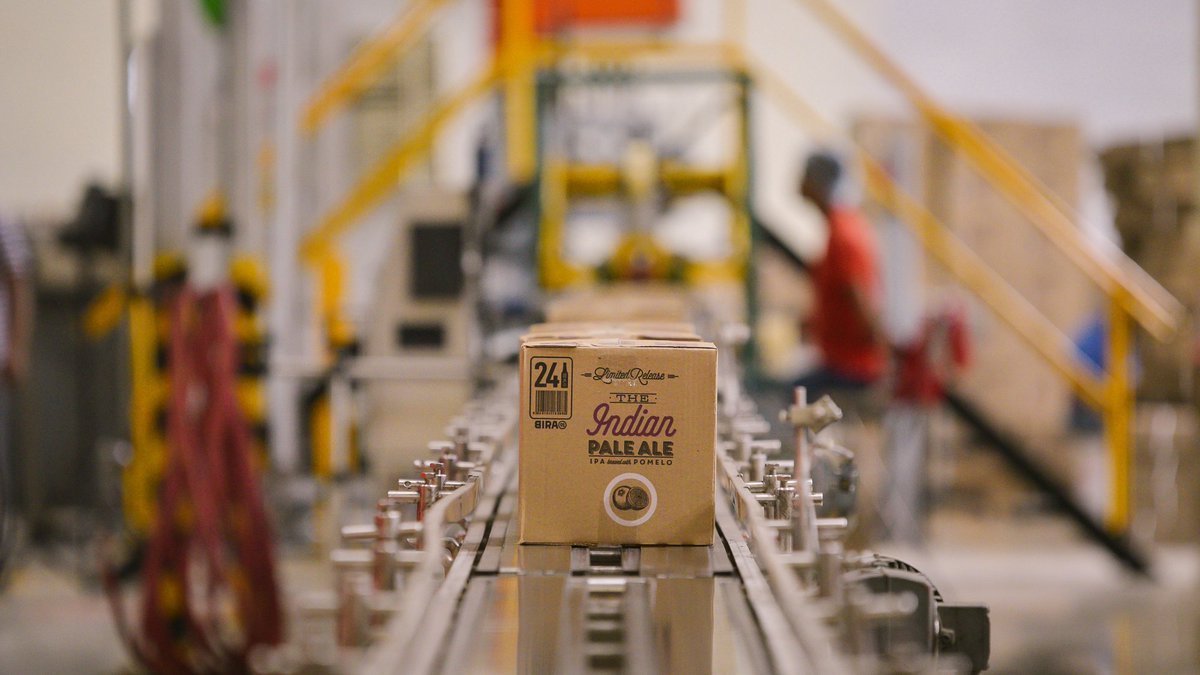 bira91's tweet photo. #BreweryUpdate πΊ
Along with making sure that our beers reach you, we're taking measures to maintain the safety of our brewery staff. "We've increased PPE and social distancing, implemented sanitation protocols for all packaging materials & shipments", Thomas Hartman, Brewmaster. https://t.co/5oykIlobIB