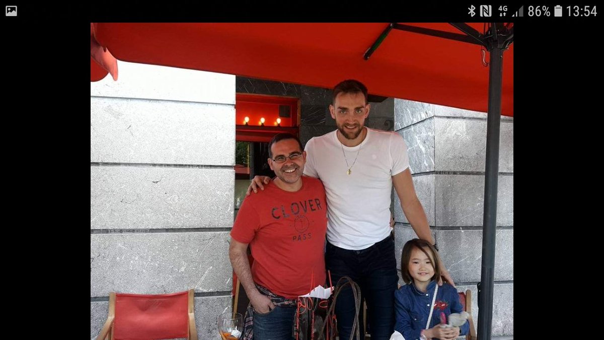 taradsyfelices1's tweet photo. Zorionak @AxelHervelle!!!!!!
Los Tarad@s te llevamos en el corazón. #alwaysMIB https://t.co/t7qAMRfrvM