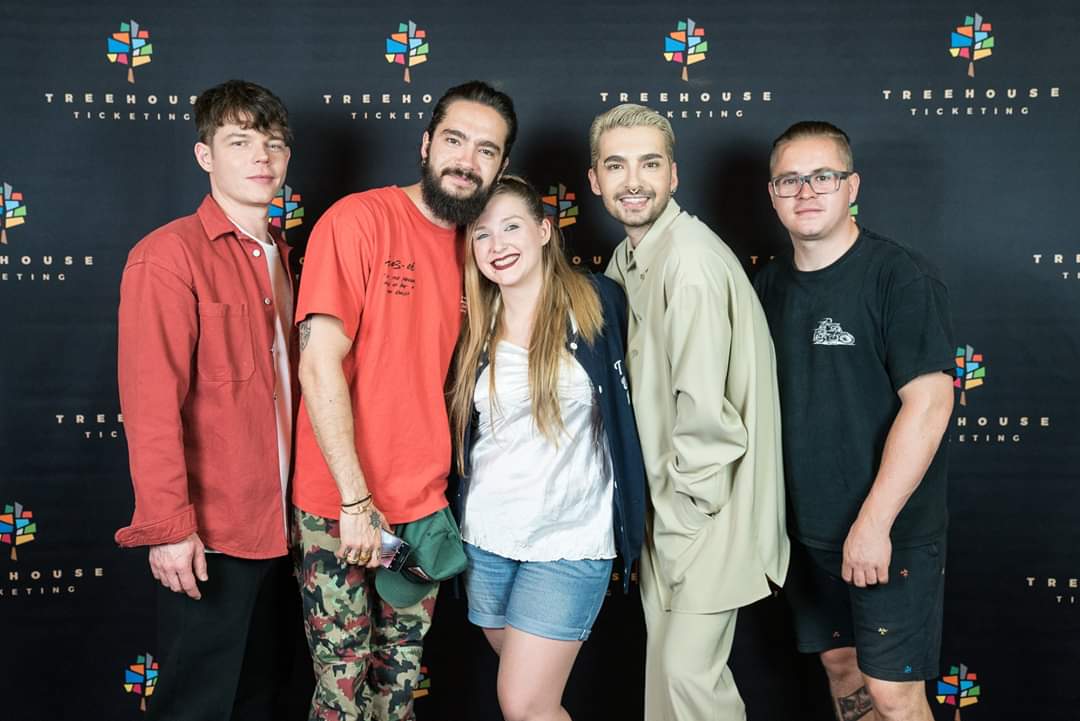 0cii's tweet photo. 12.05.2019 - Paris. Pack Post Chill. ❤️
#MPParis https://t.co/FiAsWhvZBA