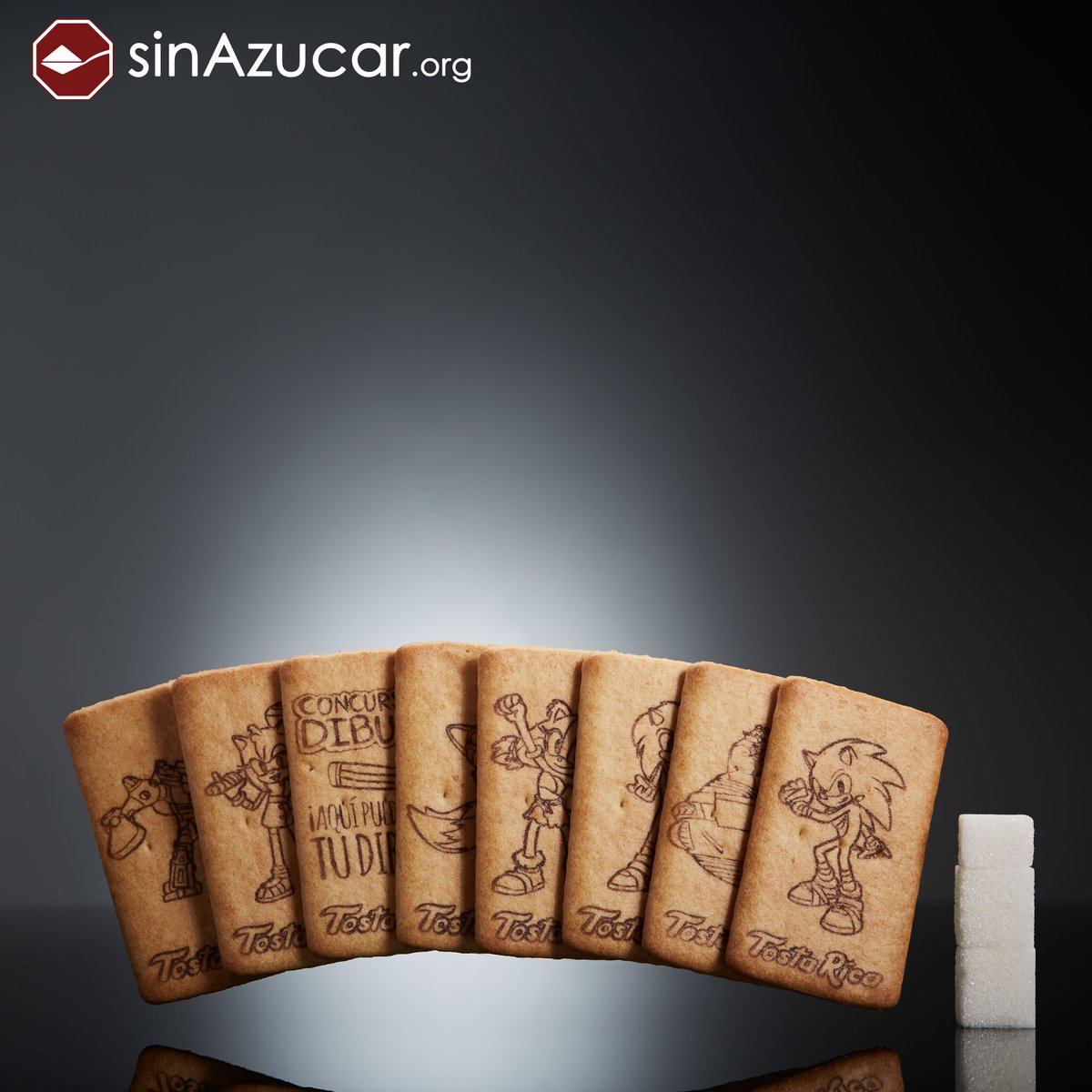 SinAzucarOrg's tweet image. Antonio, nuestro fotógrafo, puede dedicar  varias horas a una foto. 

No todo es Photoshop. Usa palos, pegamento, hilos, alambres, etc. para conseguir una fotografía que impacte. 

Todo por conseguir sea memorable y se recuerde mejor cuando estemos delante de producto.