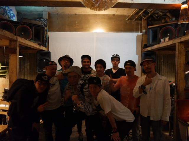 GrassRootsSama's tweet photo. 懐かしい思い出!!!
2013/5/4 @a1championsound と @Shing02 による横浜Grass Rootsでのイベント。 Luv(sic) Part6 Remix のPV、ミニドキュメンタリーのプレミア上映会。
こんな夜もあったなあ。また、やりたいなあ。 #shingo2 #spinmastera1 https://t.co/lZqCKfArAl